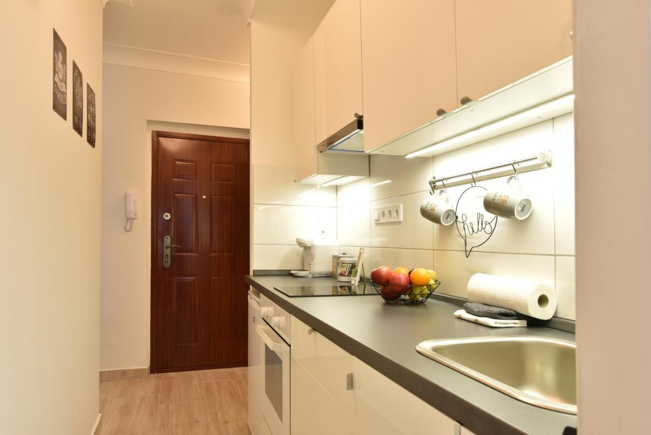 Királykút 2 apartman - ingyen parkolás, bicajok, ac Székesfehérvár Exterior foto